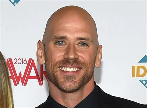 Porn Videos Uploaded by Pornstar Johnny Sins 